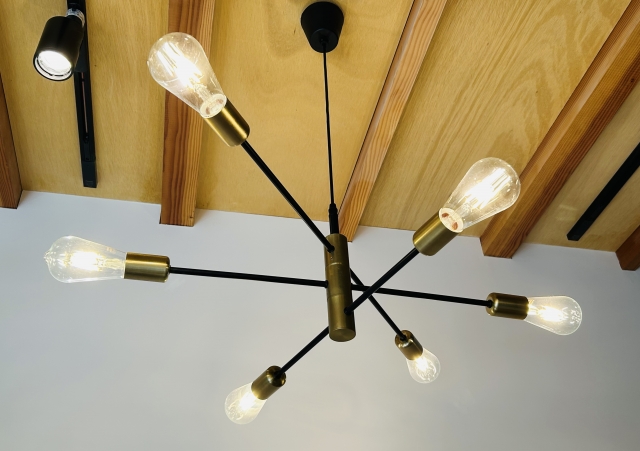 天井リフォームの費用と種類を徹底解説！後悔しないための注意点とは？👍